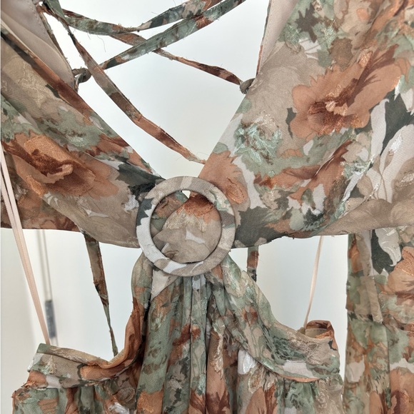 Cutout dress - Picture 4 of 6